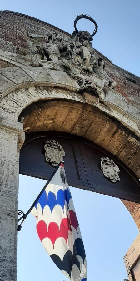 Cor Magis Kamullia - 200 Meters From The Historic Center And Close To The Train Station Siena Kültér fotó