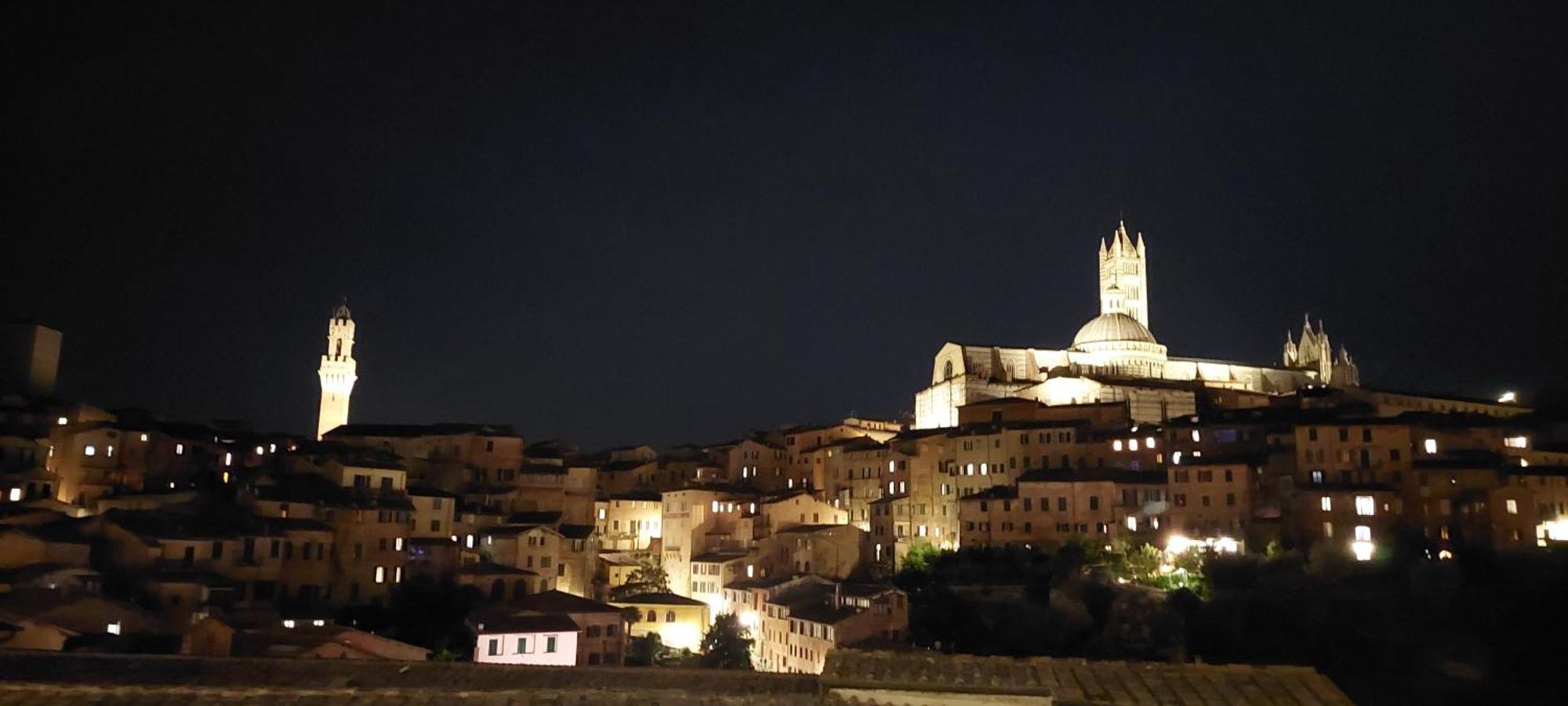 Cor Magis Kamullia - 200 Meters From The Historic Center And Close To The Train Station Siena Kültér fotó